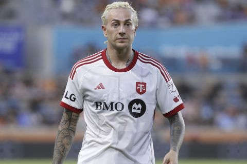 Toronto FC forward Federico Bernardeschi during an MLS soccer match against the Houston Dynamo Saturday, Aug. 24, 2024, in Houston. (AP Photo/Michael Wyke)