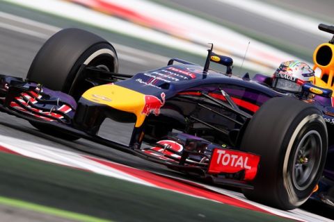 MONTMELO, SPAIN - MAY 10:  Sebastian Vettel of Germany and Infiniti Red Bull Racing drives during final practice ahead of the Spanish F1 Grand Prix at Circuit de Catalunya on May 10, 2014 in Montmelo, Spain.  (Photo by Mark Thompson/Getty Images) *** Local Caption *** Sebastian Vettel