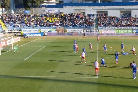 Λαμία - Ολυμπιακός: Το 1-0 των ερυθρόλευκων με το υπέροχο καλοζυγισμένο δεξί σουτ του Σαμασέκου