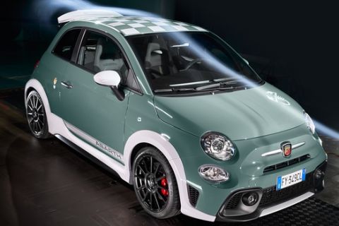 Απίστευτο το νέο Abarth 695 70° Anniversario