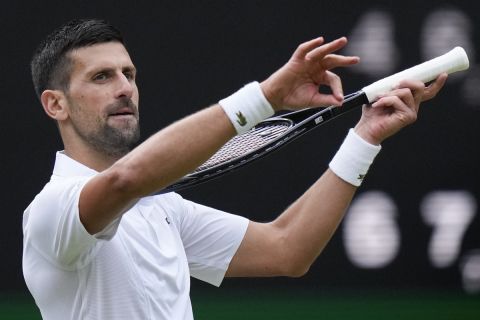 Wimbledon: Επανάληψη του περσινού τελικού στο βρετανικό Όπεν, ο Τζόκοβιτς υπέταξε τον Μουζέτι και πηγαίνει για τη ρεβάνς