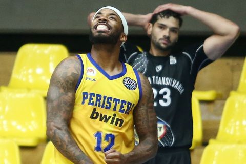 Περιστέρι bwin - Κλουζ 93-87: Δεύτερη νίκη και πρωτιά για την ομάδα του Σπανούλη στο "Νίκος Φάσουρας"