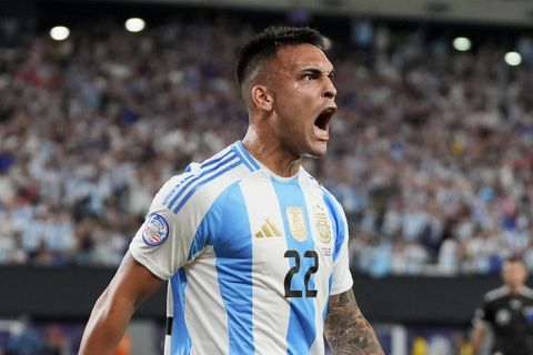 Copa America: Με το απόλυτο στα προημιτελικά η Αργεντινή που απέκλεισε το Περού του Κάλενς, η ισοπαλία έφτανε στον Καναδά