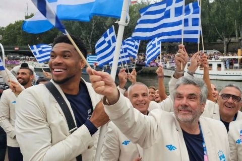 Ολυμπιακοί Αγώνες, Τελετή Έναρξης: Το photo-story από την είσοδο της ελληνικής αποστολής στον Σηκουάνα