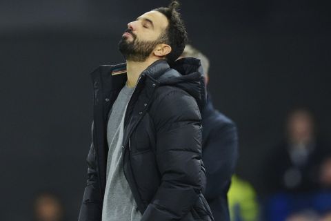 Manchester United's head coach Ruben Amorim reacts during the English Premier League soccer match between Ipswich Town and Manchester United at Portman Road stadium in Ipswich, England, Sunday, Nov. 24, 2024. (AP Photo/Dave Shopland)