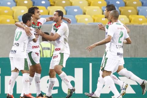 Το γκολ του Ντιόγκο στο Maracanã