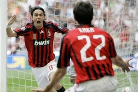 AC Milan forward Filippo Inzaghi, left, celebrates with his teammate Brazilian forward Kaka' after scoring during an Italian first division soccer match between AC Milan and Inter Milan, at the San Siro stadium in Milan, Italy, Sunday, May 4, 2008. (AP Photo/Antonio Calanni)         