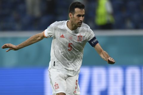 Ο Σέρχιο Μπουσκέτς στο Euro 2021 στην αναμέτρηση της Ισπανίας με τη Ρωσία