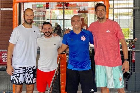 Ο Σπανούλης παίζει padel με τους Καμπιάσο και Βούκσεβιτς