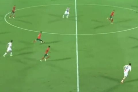 Μουντιάλ 2022, Μαρόκο: Απίθανο γκολ του Ζιγιές με σουτ πίσω από τη σέντρα κόντρα στη Γεωργία