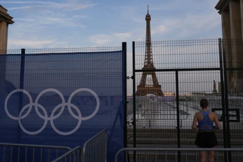 Ολυμπιακοί Αγώνες: Βροχοπτώσεις μέτριας έντασης αλλά διαρκείας αναμένεται να βάλουν εμπόδια στην Τελετή Έναρξης