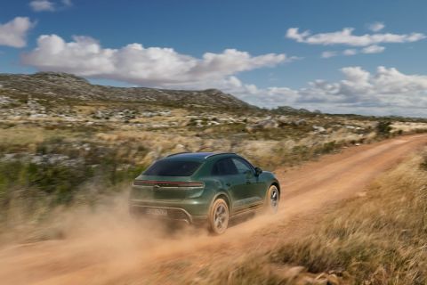 Porsche Macan EV