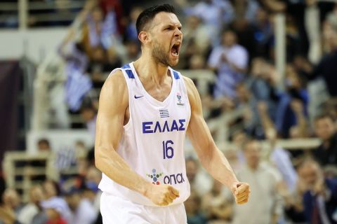 Ελλάδα - Μεγάλη Βρετανία 77-67: Αρχηγική εμφάνιση Παπανικολάου και γαλανόλευκη νίκη