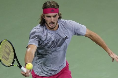 Ο Στέφανος Τσιτσιπάς σε αγώνα για το US Open το 2020