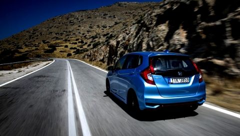 Honda Jazz με νέο ισχυρό κινητήρα 1.5 i-VTEC