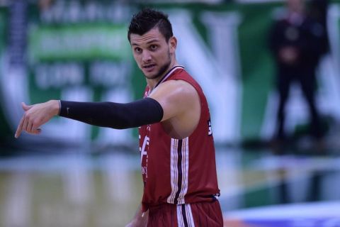 Foto LaPresse - Gerardo Cafaro19 10 2015 Avellino - ItaliaSport BasketSidigas Avellino vs EA7 Emporio Armani MilanoCampionato di Basket Serie A Beko 2015/2016Nella foto: GentilePhoto LaPresse - Gerardo Cafaro19 10 2015 Avellino - ItalySport BasketSidigas Avellino vs EA7 Emporio Armani MilanoBasket League A Series 2015/2016In the picture: Gentile