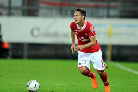 Foto LaPresse - Roberto Settonce 15/05/2015 Perugia ( Italia)
Sport Calcio 
Perugia - Carpi Campionato di Calcio Serie B  2014 2015
Stadio "R. Curi" 
Nella foto:il giocatore del perugia valerio verre
Photo LaPresse - Roberto Settonce 15th May 2015
 Perugia (Italy) Sport Soccer
Perugia - Carpi Italian Football Championship League B 2014 2015 "Renato Curi" Stadium 
In the pic:perugia player valerio verre