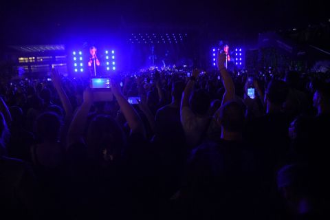 Οι Offspring κήρυξαν την επίσημη έναρξη του καλοκαιριού στην εντυπωσιακή πρεμιέρα του Release Athens Festival
