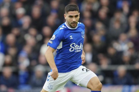 Everton's Neal Maupay in action during the English Premier League soccer match between Everton and Arsenal at Goodison Park in Liverpool, England, Saturday, Feb. 4, 2023. (AP Photo/Jon Super)