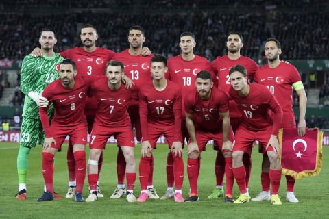 Team Turkey pose during an international friendly soccer match between Austria and Turkey in Vienna, Austria, Tuesday, March 26, 2024. (AP Photo/Matthias Schrader)