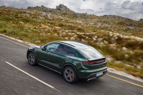 Porsche Macan EV