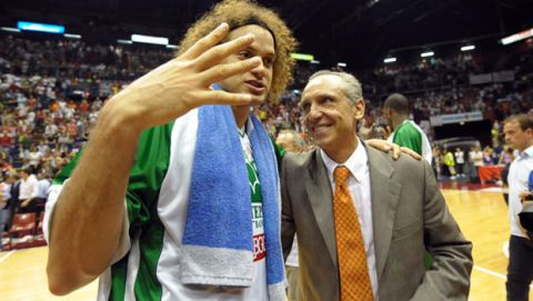 16/06/2009,  Milan, italian basketball championship 2008/2009, final game 4,  Armani Jeans Vs Montepaschi Siena, Montapaschi's  20 Stonerook Shaun   © Ferraro Mimmo / GraziaNeri