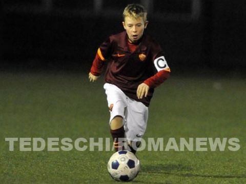 CRISTIAN TOTTI IN AZIONE NEL DERBY DI OGGI DELLA CATEGORIA PULCINI
(tedeschi)