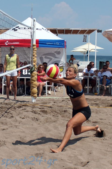 "Αντίο" καλοκαίρι με Beach Volley (photos)