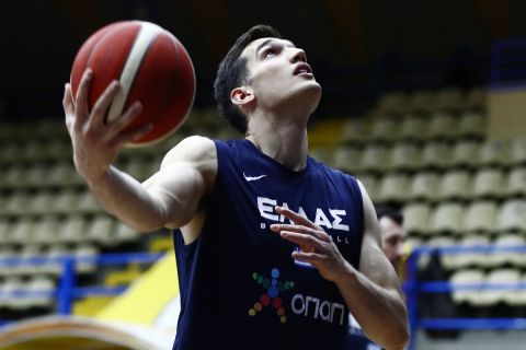 Ο Βαγγέλης Ζούγρης στο SPORT24: "Με τον κόουτς Σπανούλη όλα γίνονται πιο εύκολα, όταν παίζεις για αυτόν αυτόματα θες να δώσεις κάτι παραπάνω"