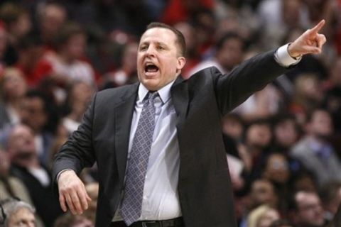 Chicago Bulls coach Tom Thibodeau directs his team during the second half of an NBA basketball game against the Sacramento Kings, Monday, March 21, 2011, in Chicago. The Bulls won 132-92. (AP Photo/Charles Rex Arbogast)