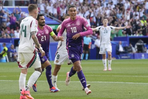 Ο Μουσιάλα πανηγυρίζει το γκολ του στο Γερμανία - Ουγγαρία