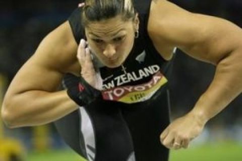 New Zealand's Valerie Vili makes an attempt in the final of the Women's Shot Put during the World Athletics Championships in Berlin on Sunday, Aug. 16, 2009. (AP Photo/Matt Dunham)