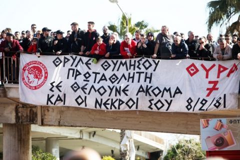 ΜΝΗΜΟΣΥΝΟ ΓΙΑ ΤΑ ΘΥΜΑΤΑ ΤΗΣ ΘΥΡΑΣ 7 (ΤΑΚΗΣ ΣΑΓΙΑΣ / Eurokinissi Sports)