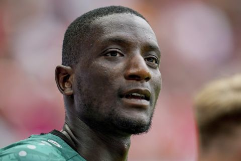 Stuttgart's Serhou Guirassy celebrates his side's opening goal during a German Bundesliga soccer match between FSV Mainz 05 and VfB Stuttgart in Mainz, Germany, Saturday, Sept. 16, 2023. (AP Photo/Michael Probst)