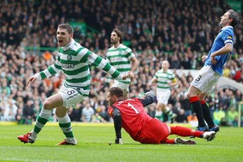 GLASGOW, SCOTLAND - FEBRUARY 20:  Gary Hooper of Celtic celebrates after scoring his first goal during the Clydesdale Bank Premier League match between Celtic and Rangers at Celtic Park on February 20, 2011 in Glasgow, Scotland.  (Photo by Jeff J Mitchell/Getty Images)