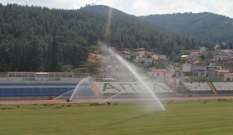 Εργοτάξιο το γήπεδο του Λεβαδειακού