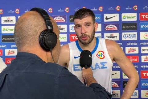 Ο Νίκος Ρογκαβόπουλος στο SPORT24: "Η διαφορά δεν είναι αντιπροσωπευτική, ελπίζω να είμαι για πολλά χρόνια στην Εθνική"