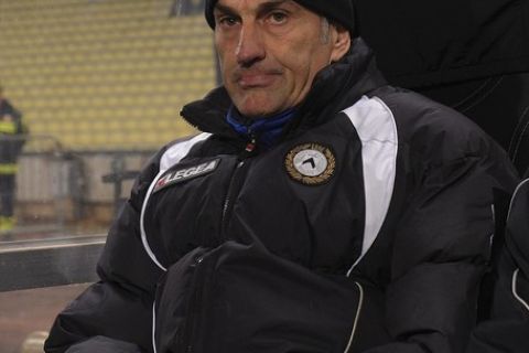 UDINE, ITALY - FEBRUARY 16:  Udinese head coach Francesco Guidolin looks on during the UEFA Europa League Round of 32 match between Udinese Calcio and PAOK FC at Friuli Stadium on February 16, 2012 in Udine, Italy.  (Photo by Dino Panato/Getty Images)