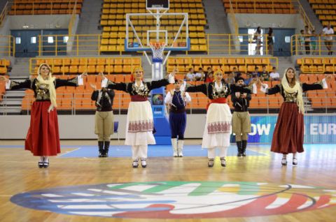 Ήττα στην πρεμιέρα για τους Νέους