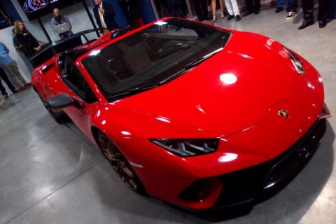 Ήρθε η τρομερή Lamborghini Huracan στην Ελλάδα