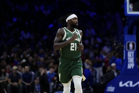 Milwaukee Bucks' Patrick Beverley during the first half of an NBA basketball game, Sunday, Feb. 25, 2024, in Philadelphia. (AP Photo/Matt Rourke)