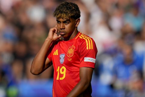 Spain's Lamine Yamal follows the action during a Group B match between Spain and Croatia at the Euro 2024 soccer tournament in Berlin, Germany, Saturday, June 15, 2024. (AP Photo/Manu Fernandez)