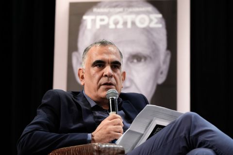 Η λαμπερή βραδιά της παρουσίασης της αυτοβιογραφίας του Παναγιώτη Γιαννάκη από τον Παντελή Βλαχόπουλο στο Ολυμπιακό Μουσείο της Θεσσαλονίκης