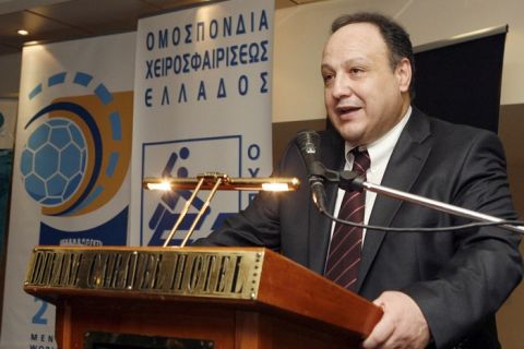 Αγγελούδης: "Κε Πιλάβιε διασώστε τα προσχήματα"