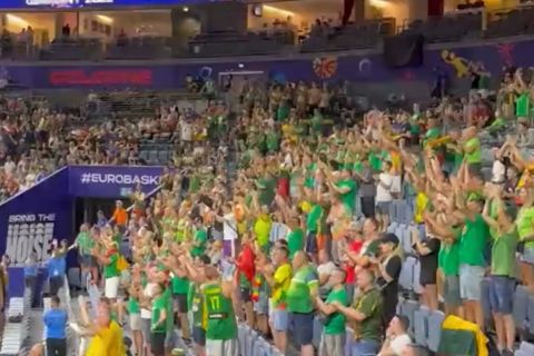 EuroBasket 2022: Οι φίλαθλοι της Λιθουανίας είπαν "merci" στους Γάλλους για τη νίκη επί της Βοσνίας