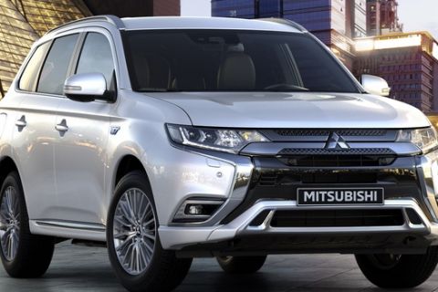 Mitsubishi: Outlander PHEV με μηδενικό φόρο για εταιρικούς χρήστες