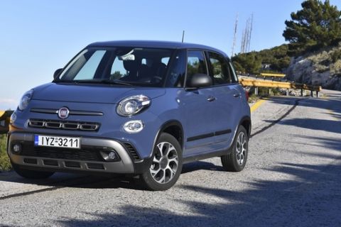 Στο δρόμο με το Fiat 500L 1.6 MultiJet 120hp City Cross