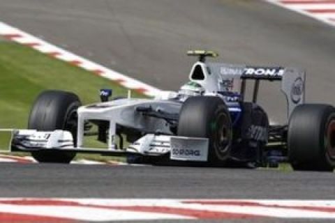 BMW Sauber driver Nick Heidfeld of Germany steers his car during the qualifying session ahead of the Belgiuan Formula One Grand Prix in Spa-Francorchamps circuit, Belgium, Saturday, Aug. 29, 2009. He clocked the third fastest time. (AP Photo/Luca Bruno)