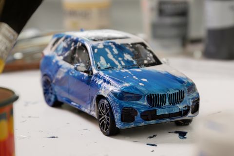  BMW iX5 Hydrogen Surfacing 