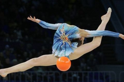 Uzbekistan's Ulyana Trofimova performs during the individual ball competition at the Rhythmic Gymnastics World Cup in Kiev May 8, 2011. REUTERS/Konstantin Chernichkin  (UKRAINE - Tags: SPORT GYMNASTICS IMAGES OF THE DAY)